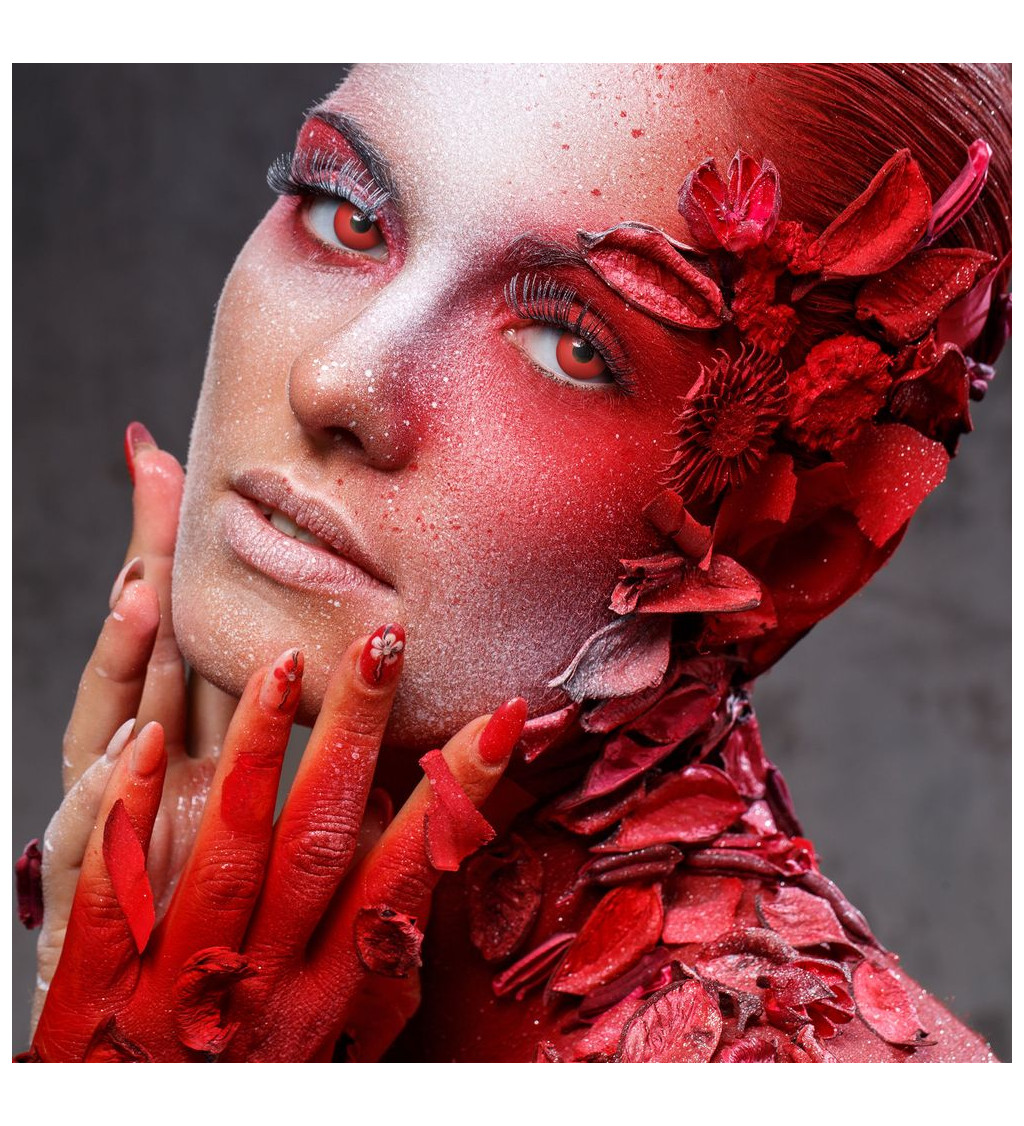 Jednodenní kontaktní čočky - Ďábelské